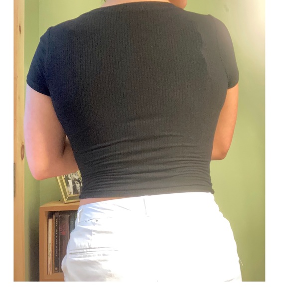 Crop Tee - Picture 5 of 6